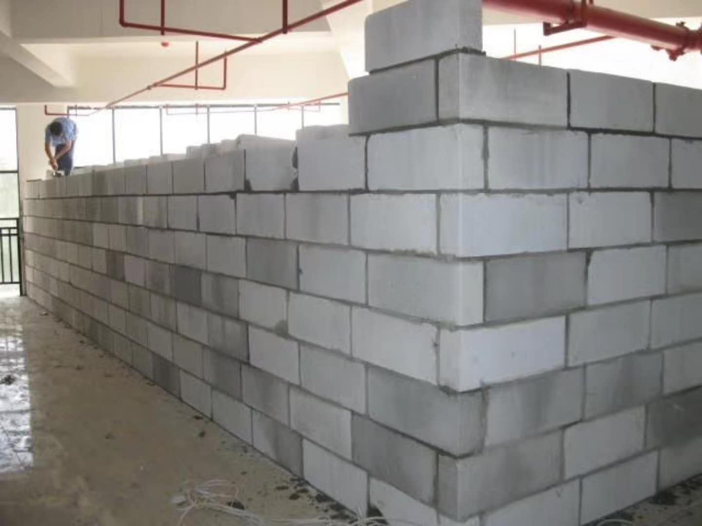 宁强蒸压加气混凝土砌块承重墙静力和抗震性能的研究